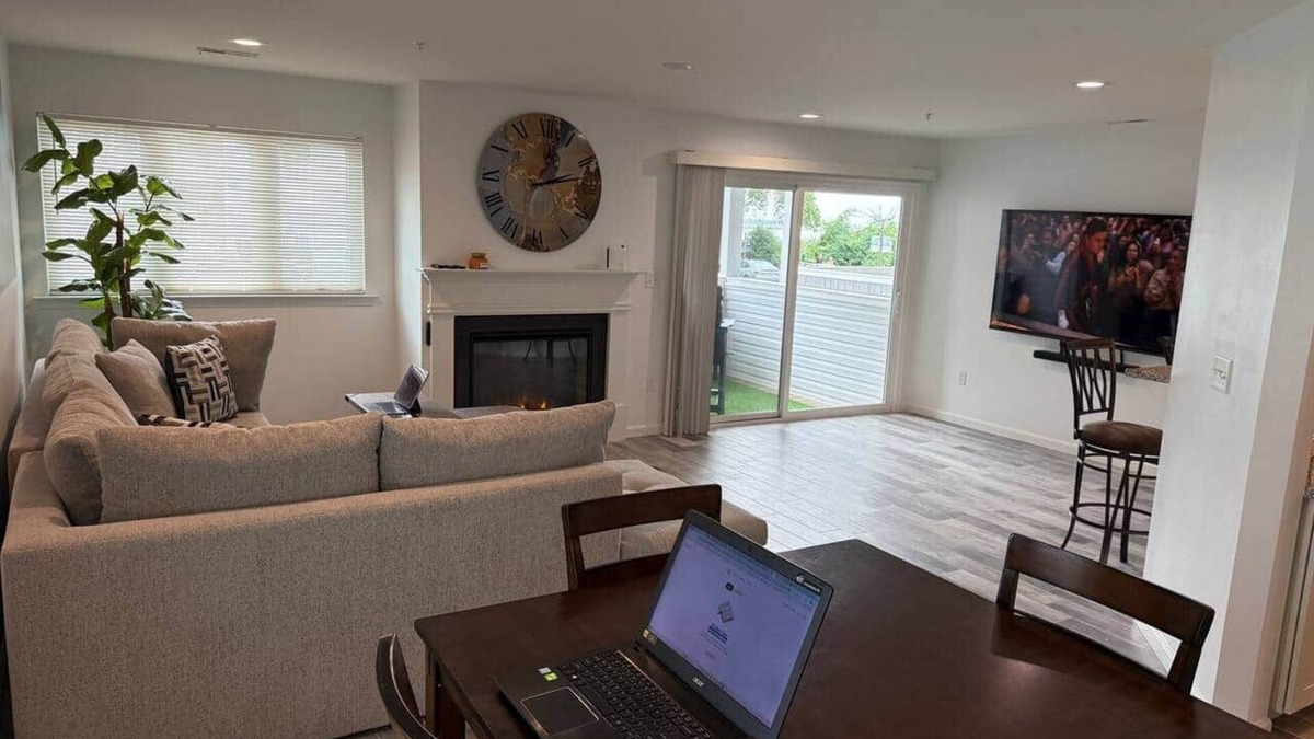 Buckroe Beach Apartment | Coastal Retreat by the Bay