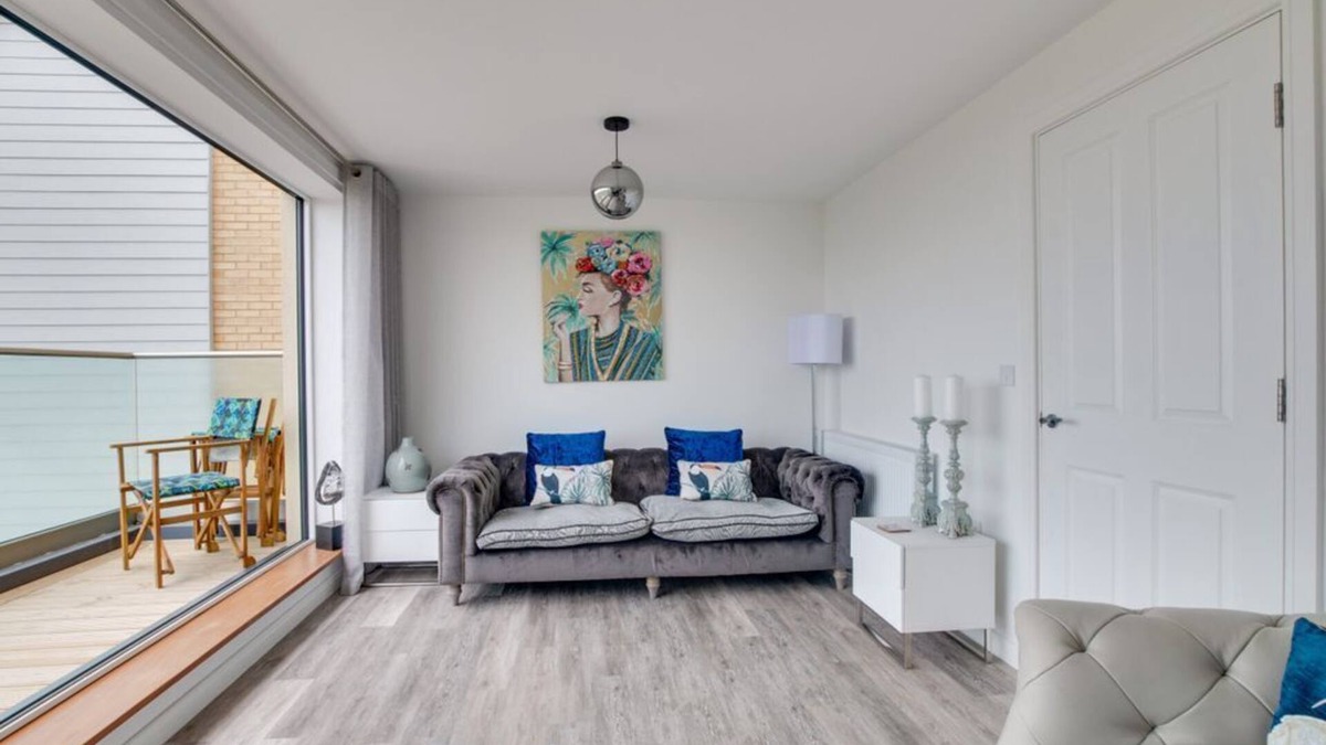 Amble House | COASTAL RETREAT is a fantastic sea view location