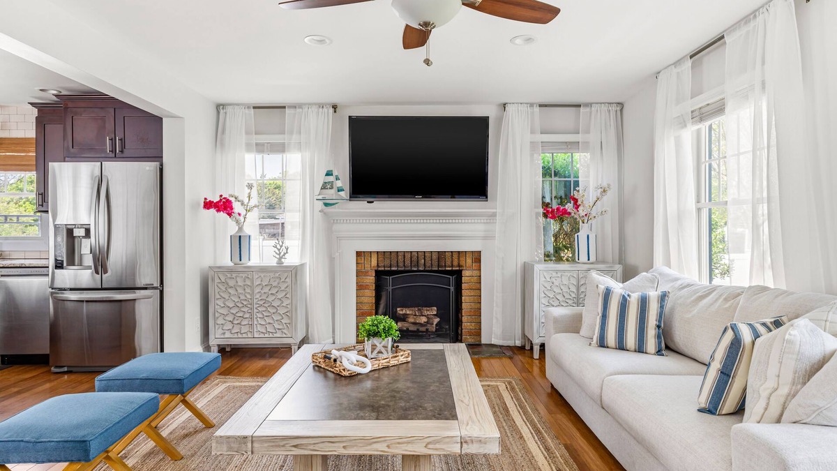 Hampton Bays House | Coastal Retreat With Saltwater Heated Pool, 5 Min To Beach, Fire Pit, 4 BDRM