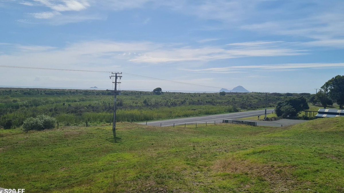 Matata House | COASTAL RETREAT WITH GREAT VIEWS AND ALL THE COMFORTS OF HOME