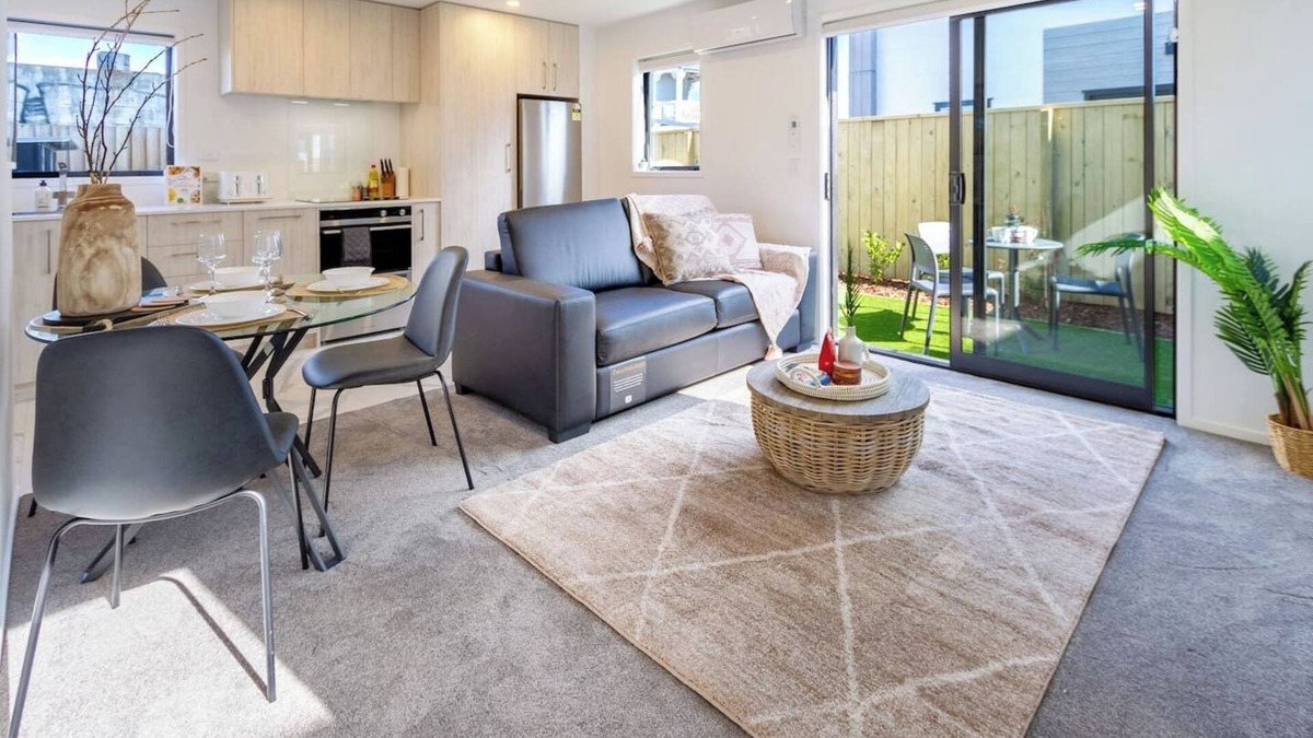 New Brighton House | Coastal Sands Escape 1 bed 1 bath with sofa bed