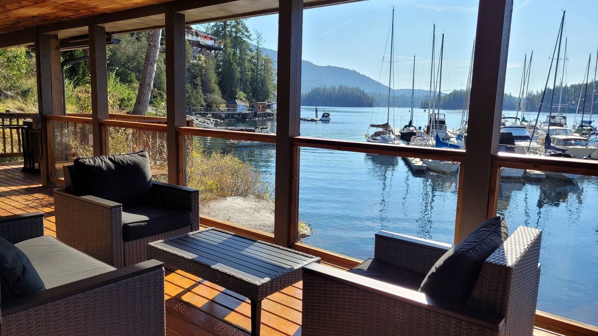 Garden Bay Ski Chalet | Coastal Serenity Chalet