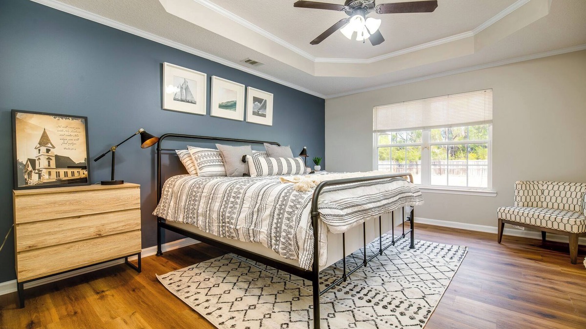 Hinesville House | Coastal theme getaway Relaxing, Patio Arcade