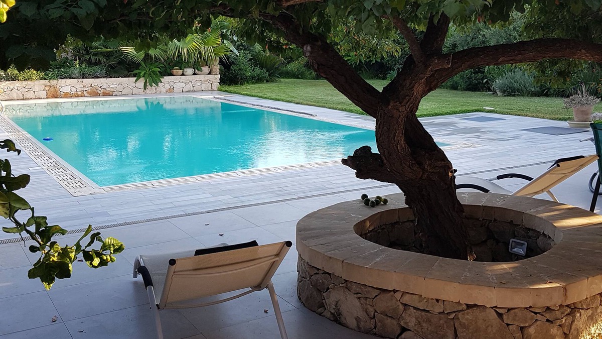 Ognina House | Coastal villa with pool and fast Wi-Fi