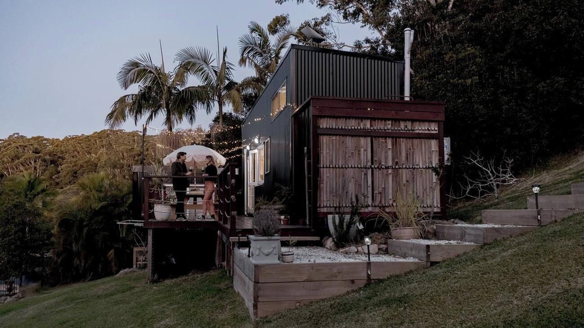 Terrigal House | Coastie Valley Tinyhouse. A romantic, coastal, getaway...