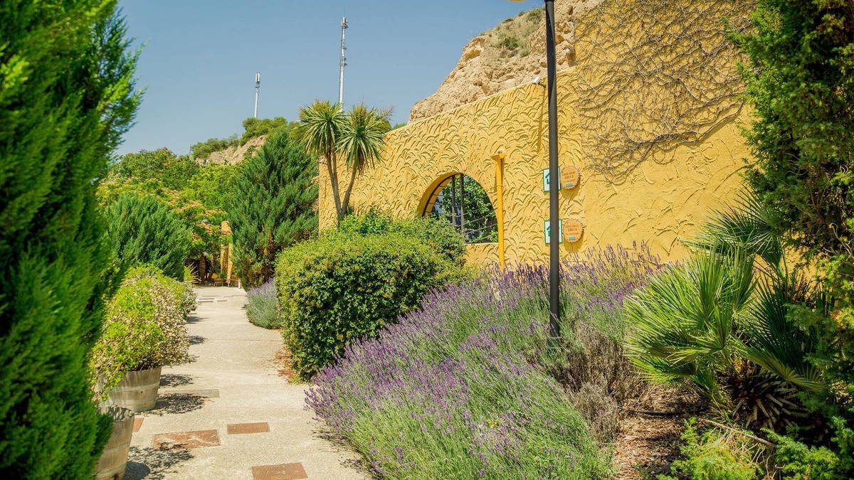 Valtierra Cottage | Cobachon Cave Rural House, private terrace and barbecue. (2 - 3 people)