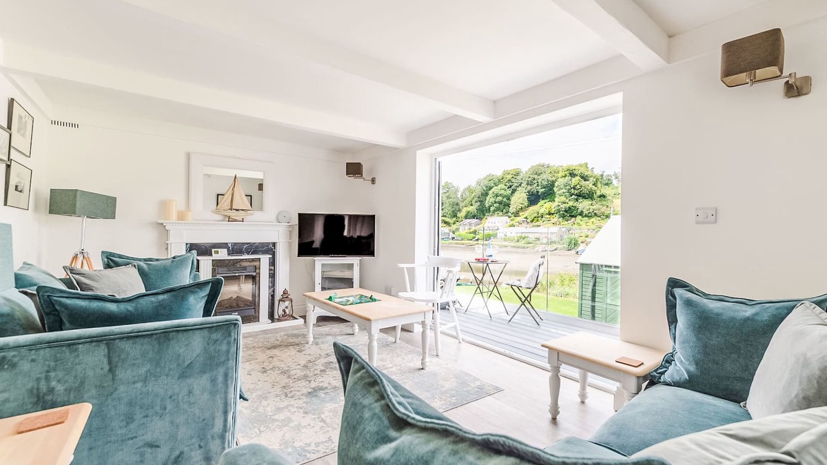 Lerryn House | Cobble Cottage by Interhome