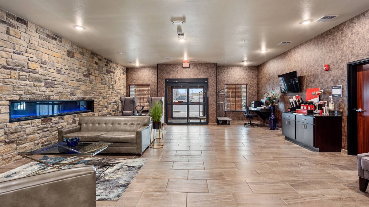 Little Chute Hotel | Cobblestone Hotel & Suites-Little Chute