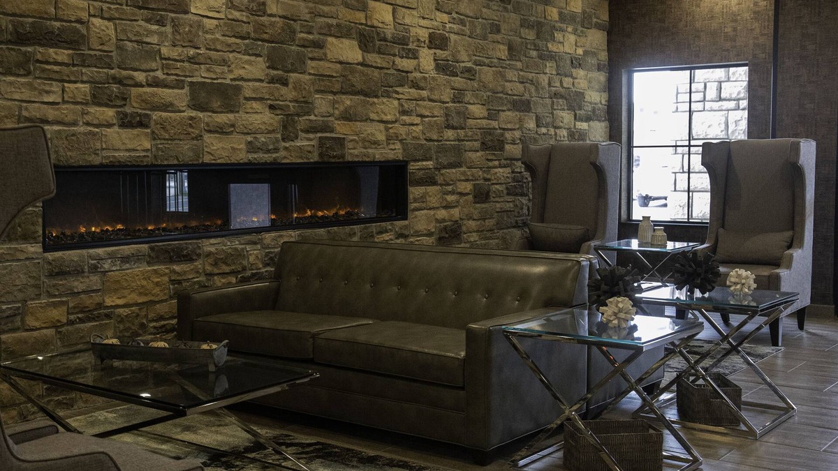 Two Rivers Hotel | Cobblestone Hotel & Suites - Two Rivers