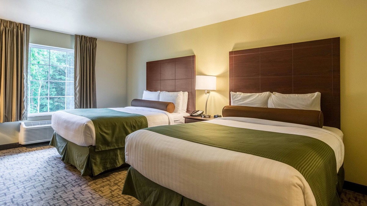 Erie Hotel | Cobblestone Hotel & Suites - Harborcreek