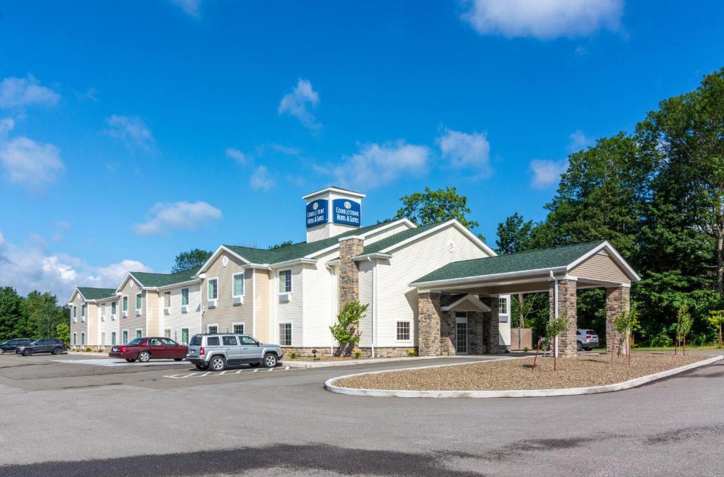 Erie Hotel | Cobblestone Hotel & Suites - Harborcreek
