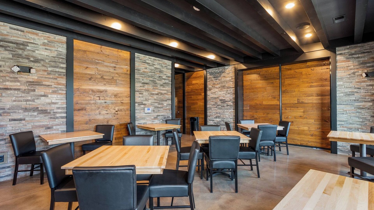 Ottumwa Hotel | Cobblestone Hotel & Suites - Ottumwa