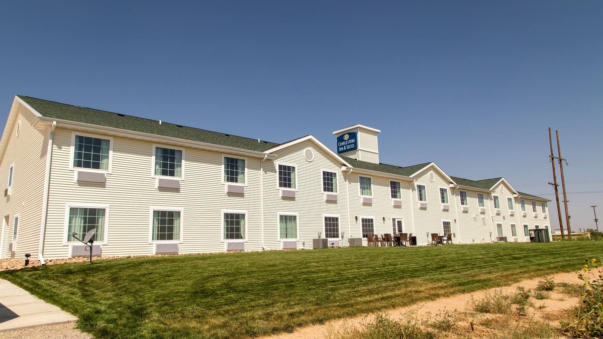 Springfield Hotel | Cobblestone Inn & Suites - Springfield