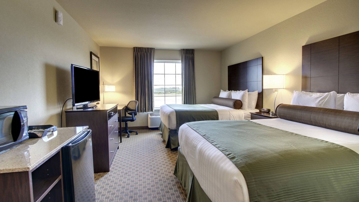 Brillion Hotel | Cobblestone Inn & Suites - Brillion