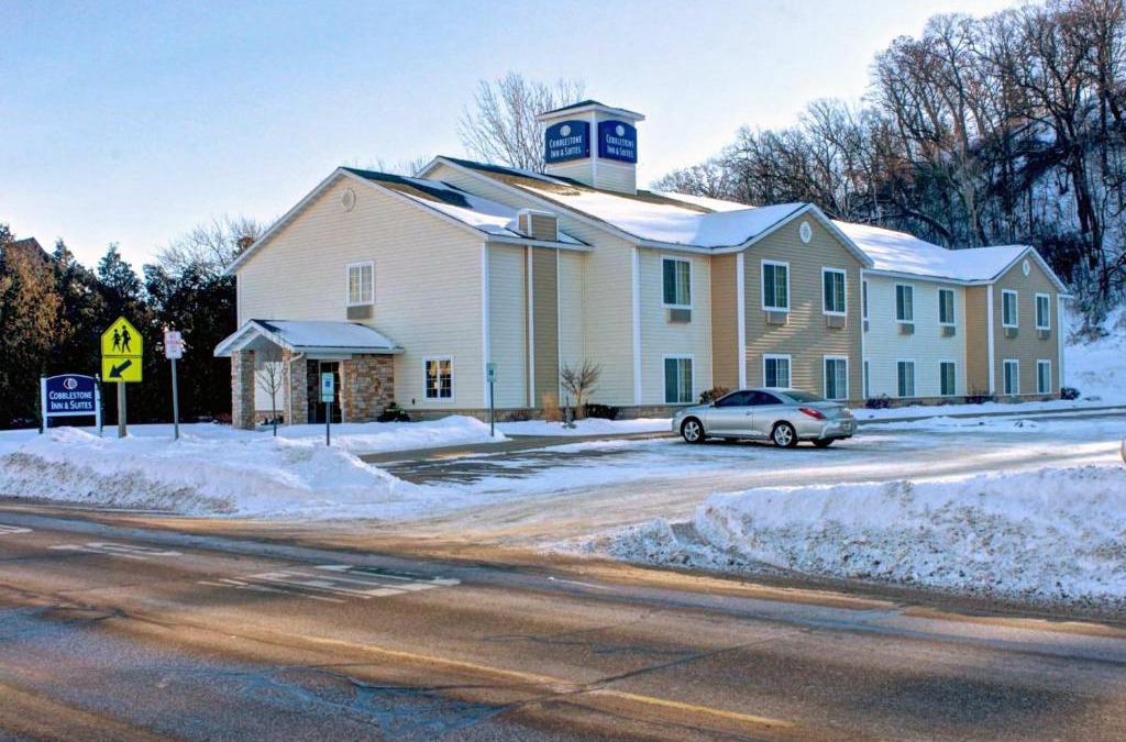 Durand Hotel | Cobblestone Inn & Suites - Durand