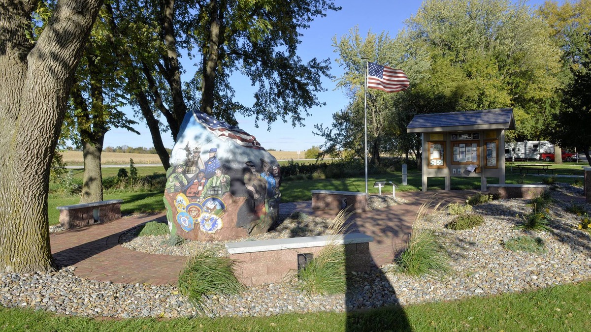 Manning Hotel | Cobblestone Inn & Suites - Manning