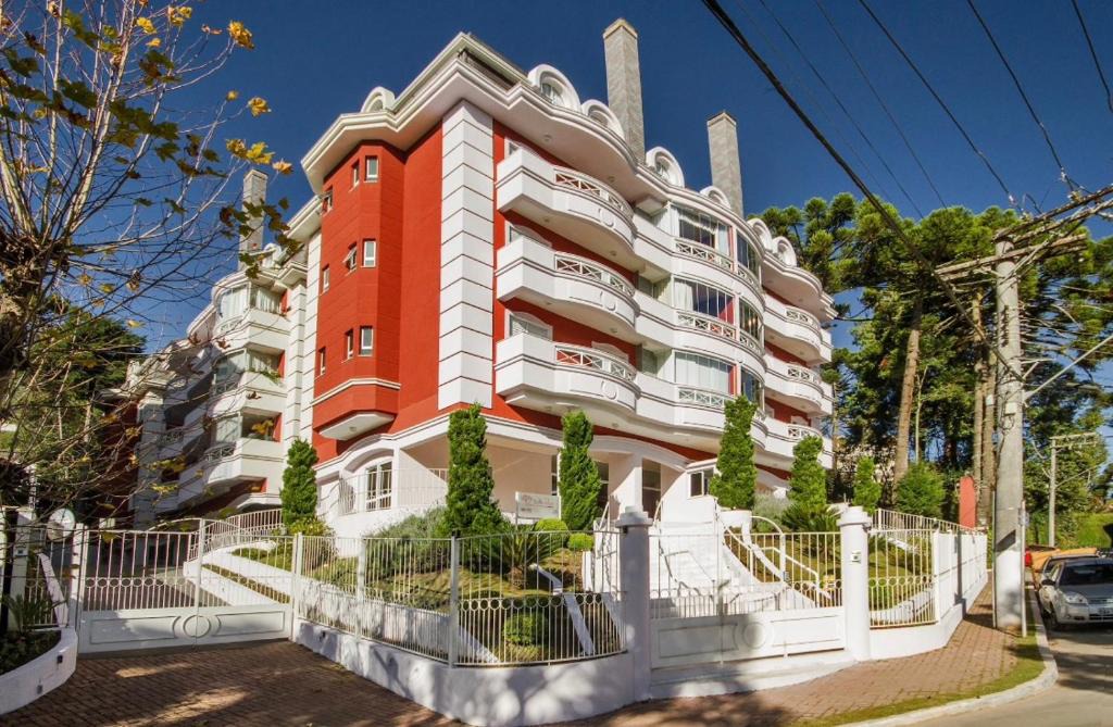 Capivari Apartment | Cobertura gourmet duplex luxo 6 min andando Baden Baden