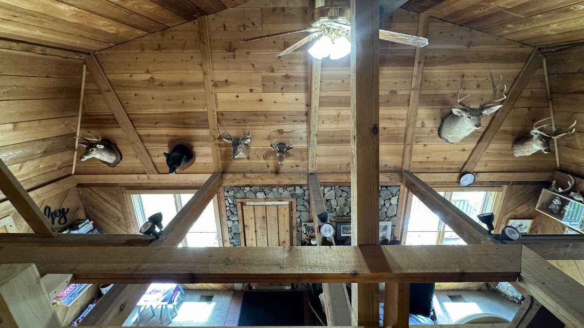 Davenport House | Coccochip - Private country setting, great for a large group.