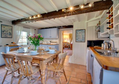 Castle Acre House | Cockleshells
