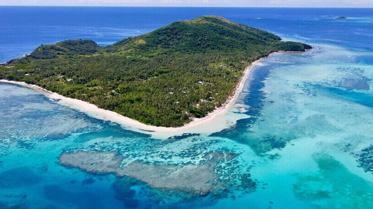 Tavewa Island Hotel | Coconut Beach Resort