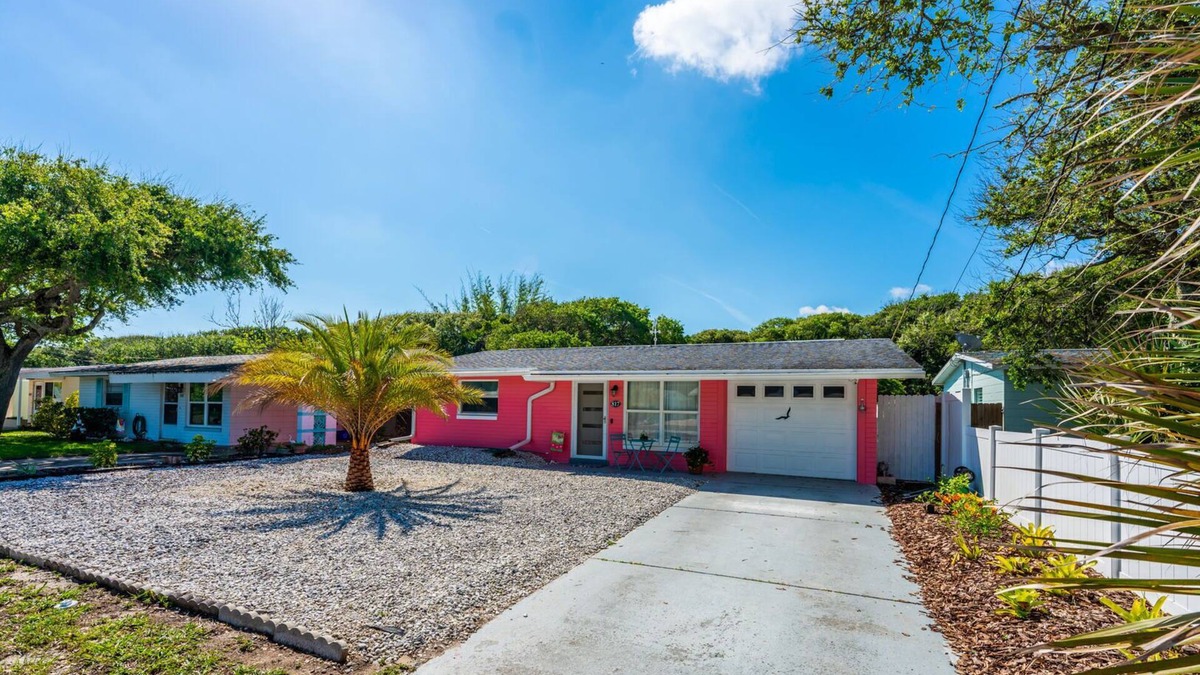 New Smyrna Beach House | Coconut Cabana fantastic home in the heart of NSB!
