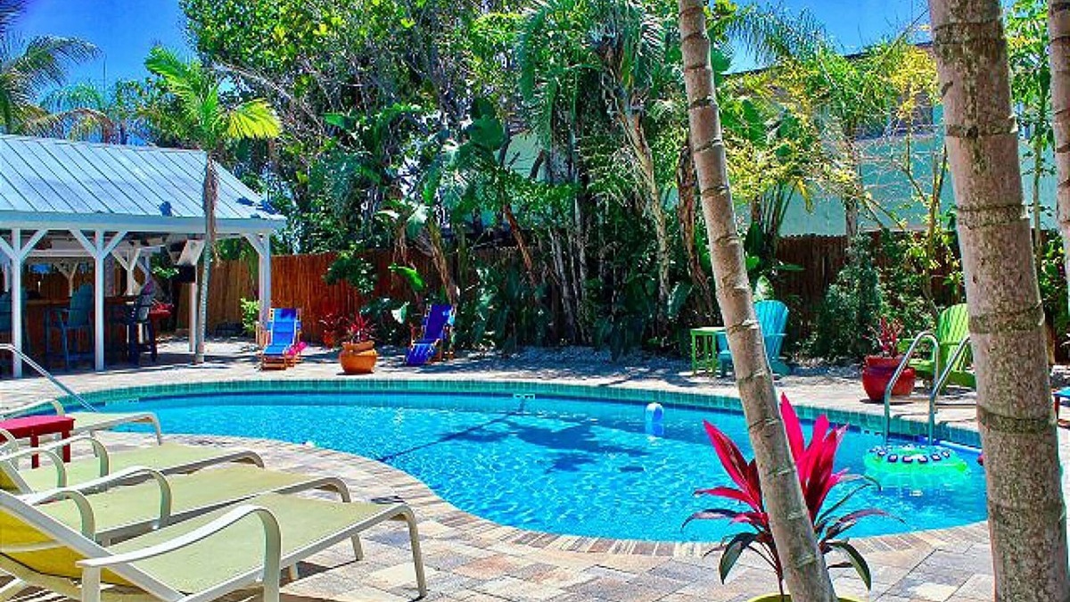 Bay Esplanade Apartment | Coconut Grove Resort by Techtravel