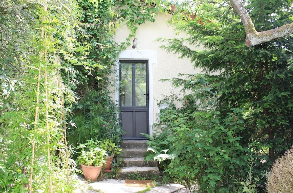 Haut Montmorency Apartment | Cocoon in a green setting, private garden