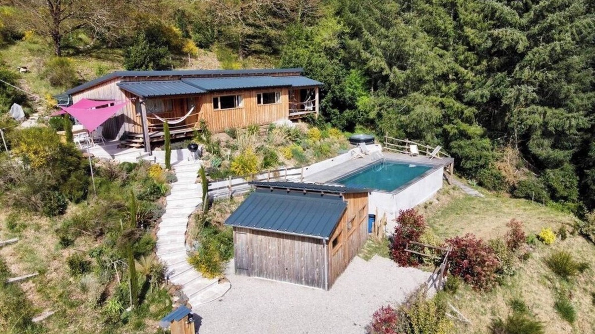 Saint-Parthem Villa | Cocoon Lodge Aveyron