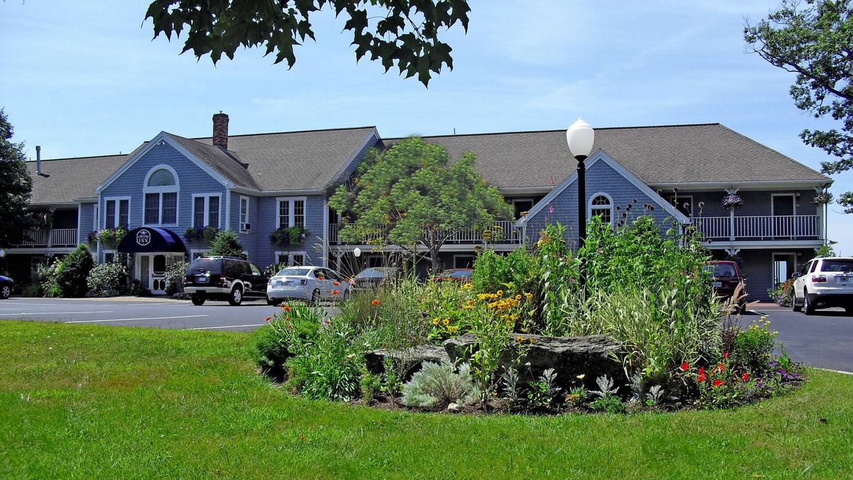 Edgecomb Hotel | Cod Cove Inn, BW Signature Collection
