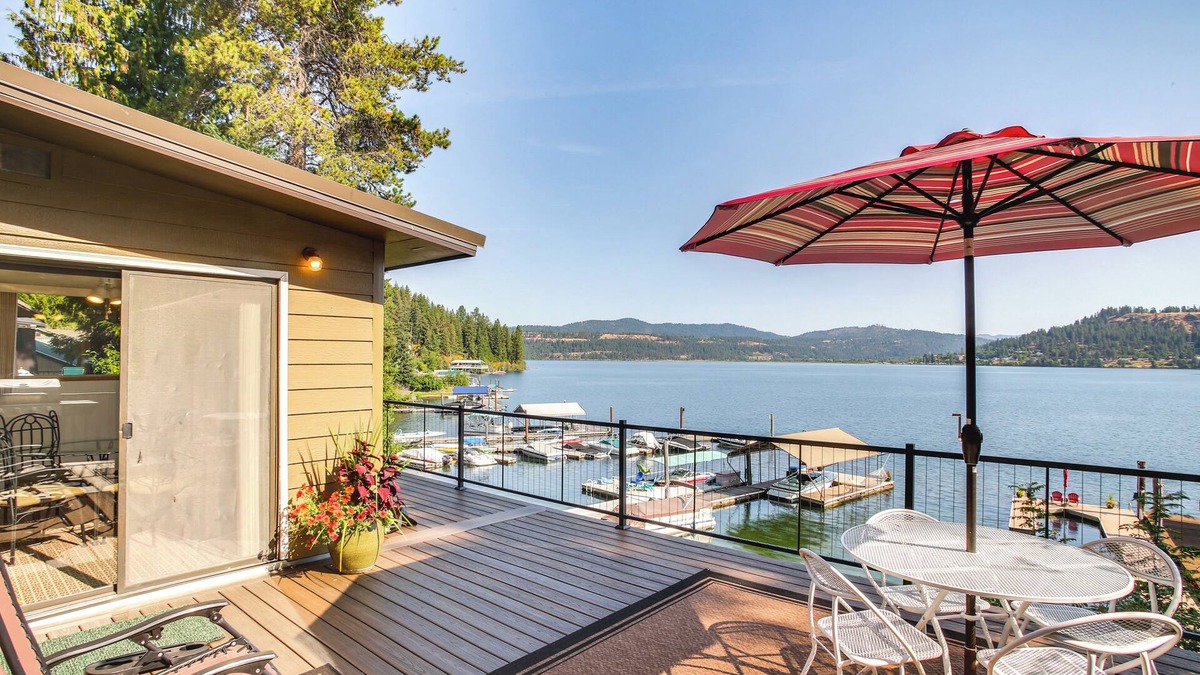 Worley House | Coeur d'Alene, Idaho Lake House w/Beautiful Views!