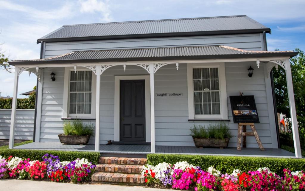 Whitianga House | Coghill Cottage