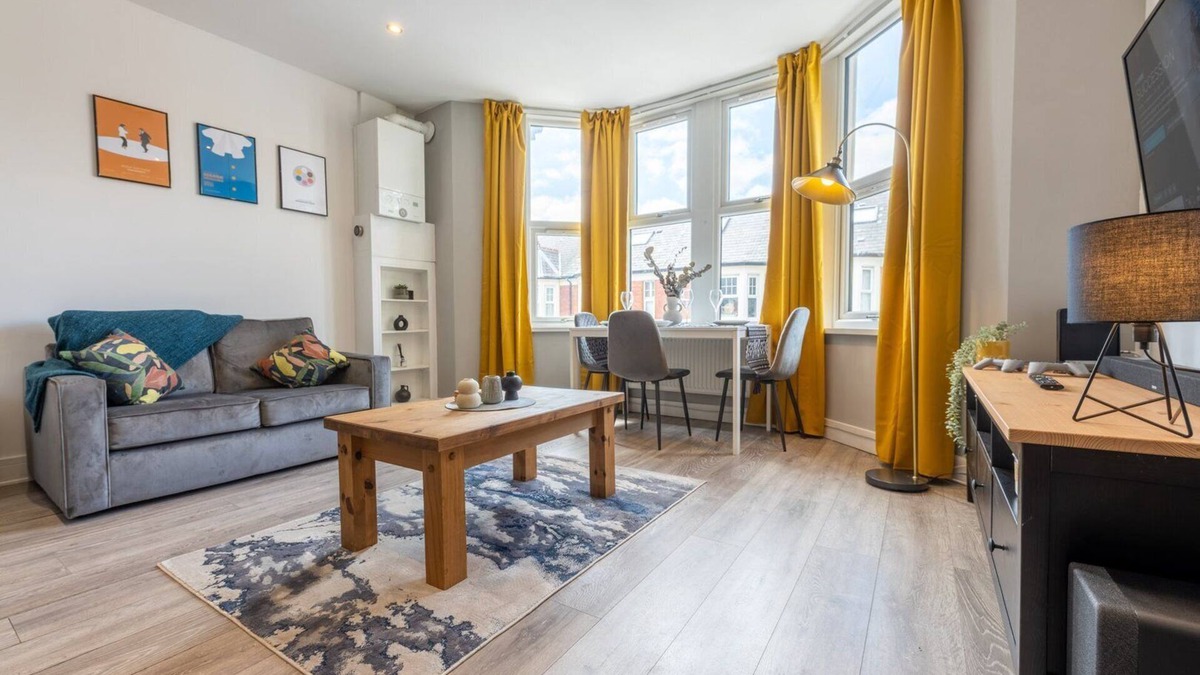 Roath Apartment | Cohost Partners | Cosy 1BR in Roath with Fast WiFi