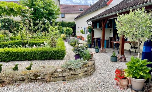 Puits-et-Nuisement Apartment | Coin Perdu Chambre d hôte