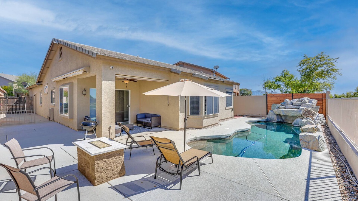 Coldwater Springs House | Coldwater Golf Course Getaway in Avondale!