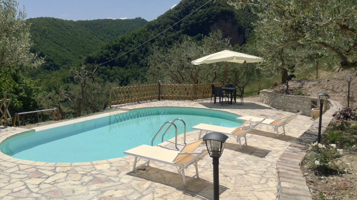 Cessapalombo House | Colle di Pietra - Colle di PIetra