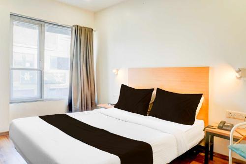 Central Pune Hotel | Collection O MG Road Pune