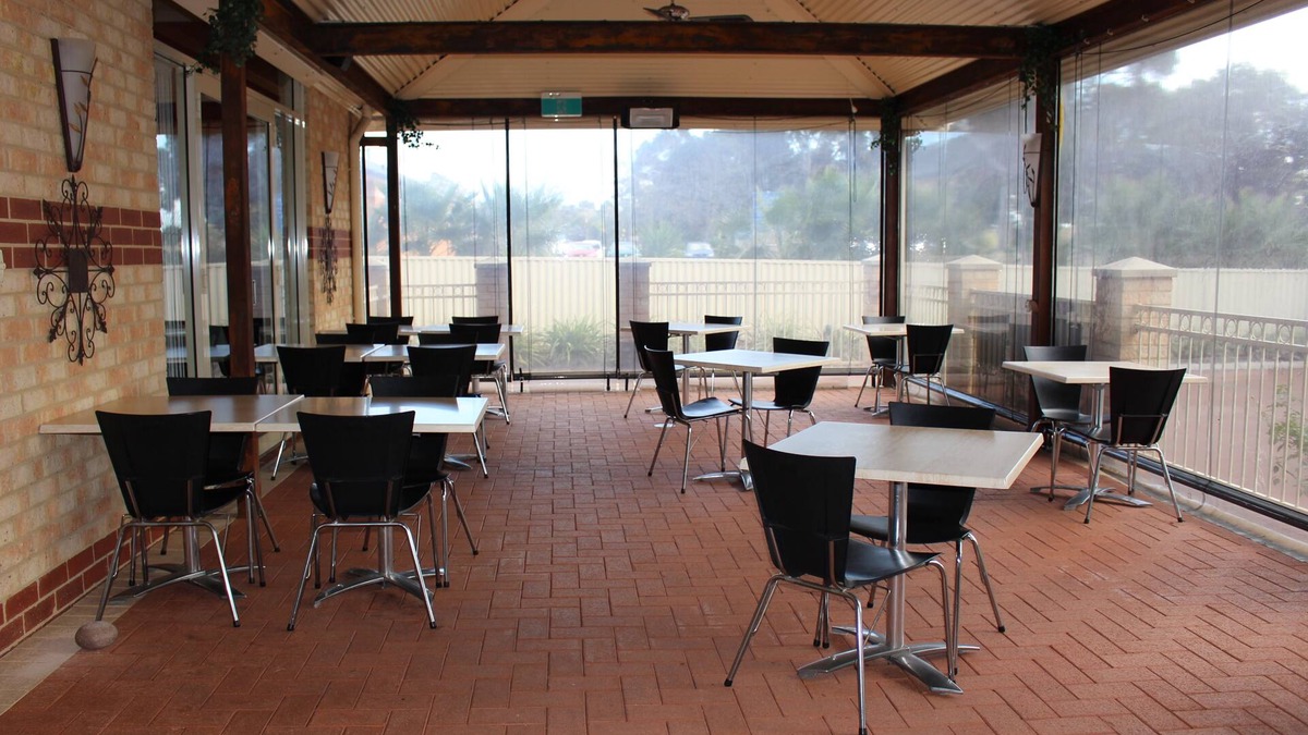 Collie Hotel | Collie Ridge Resort