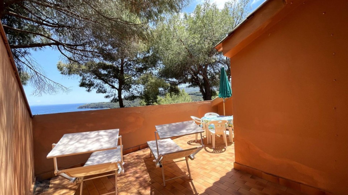 Mola Apartment | Collina sul Golfo 13