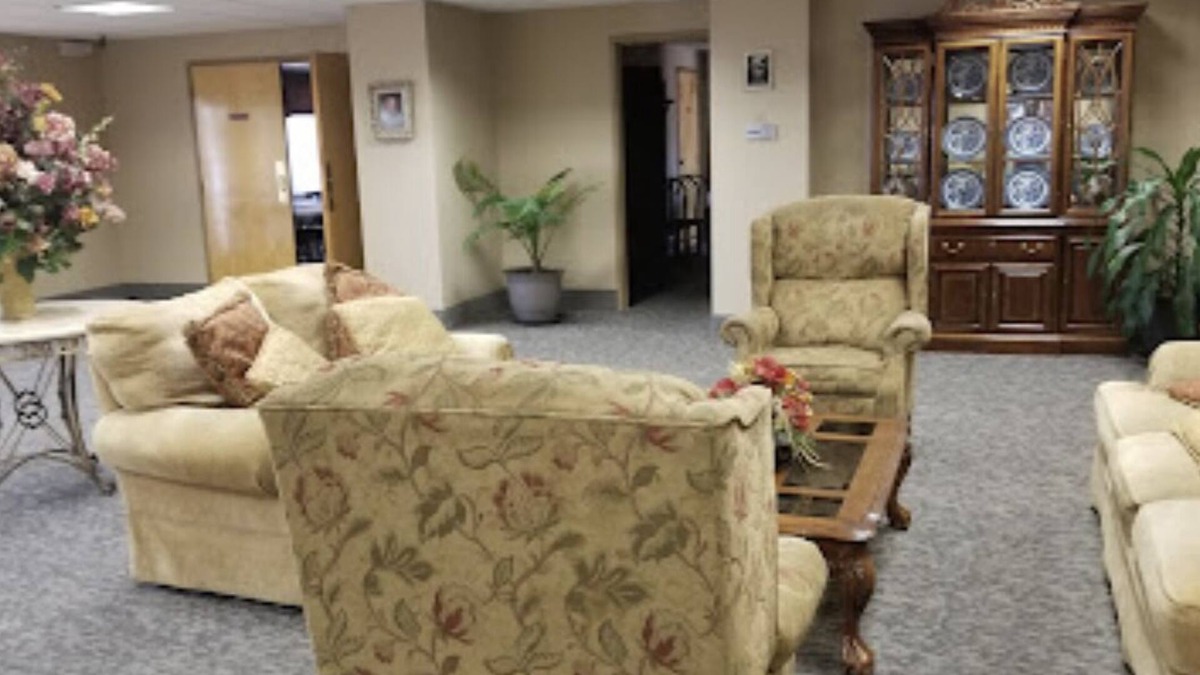 Collins Hotel | Collins Inn & Suites
