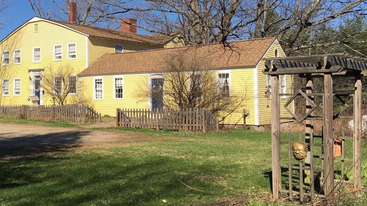 Campton Bed & Breakfast | Colonel Spencer Inn