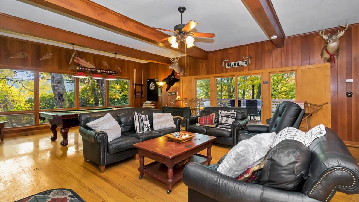 Blowing Rock Cabin | Colonel Webers Lodge, 5 Sleeping Areas, 3 baths, FP, Accessible, Pet Friendly &