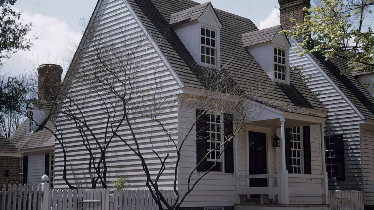 Williamsburg Hotel | Colonial House in Williamsburg! Enjoy Historic Living | Two Pools
