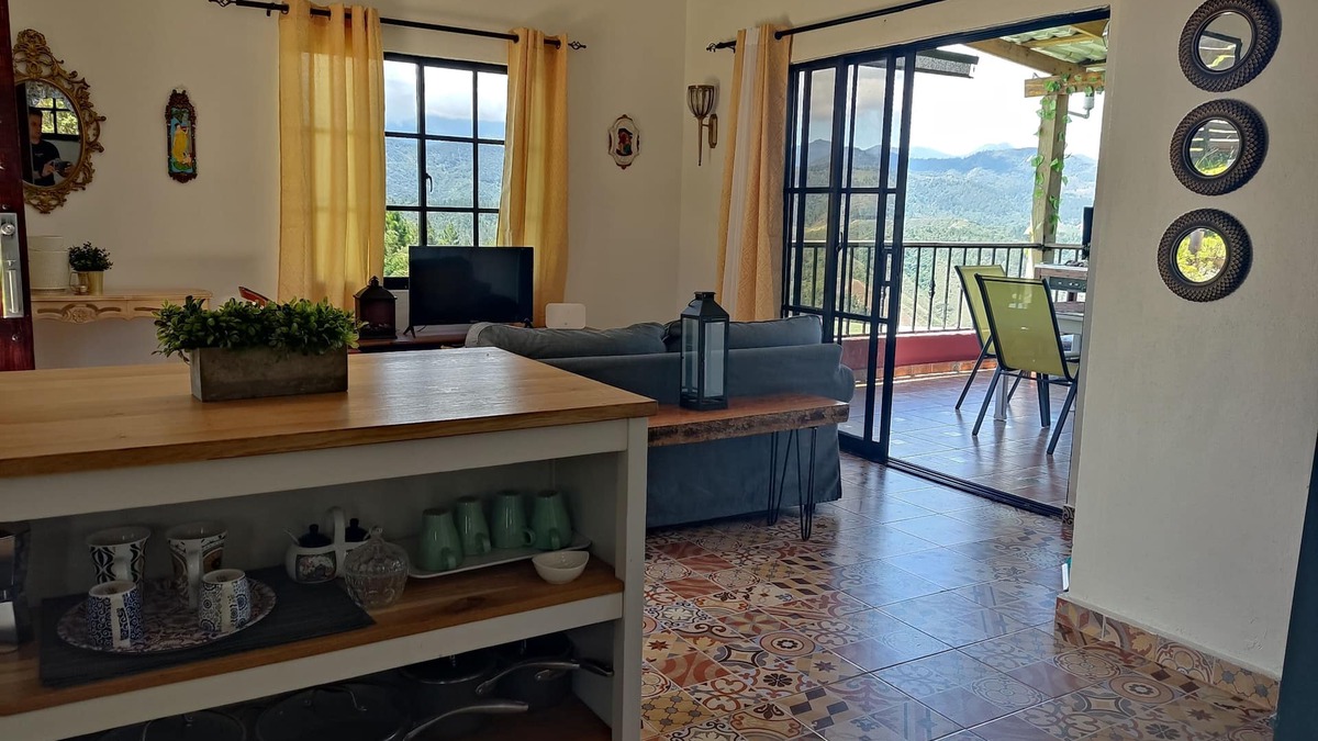 Constanza Cabin | Colonial Suite Constanza