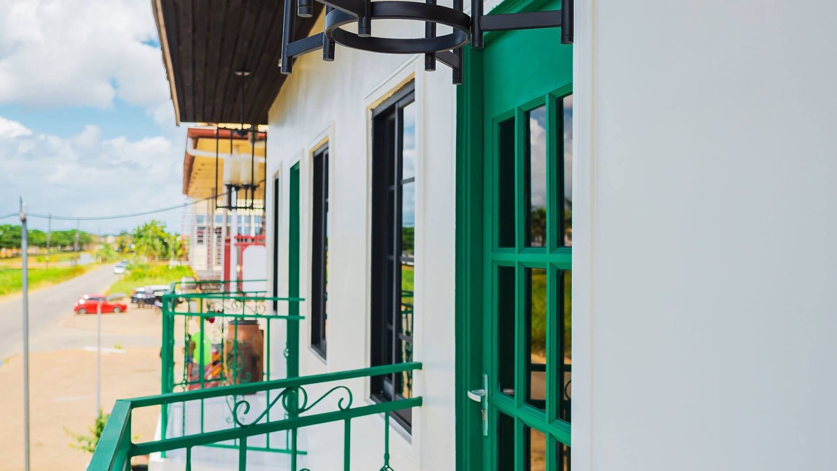 Noord Apartment | Colonial Wolf Oasis