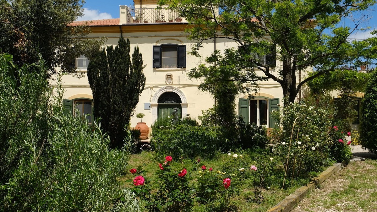 San Martino in Pensilis Apartment | Colonna Country Home, into 18th century masseria surrounded by olive groves