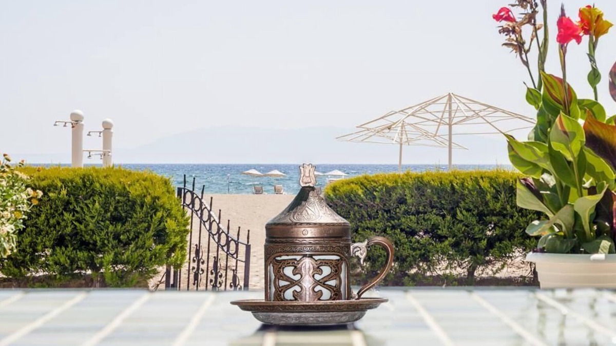 Gumuldur Hotel | Colophon Beach