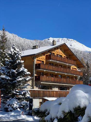 Randogne House | Colorado Riders Chalet