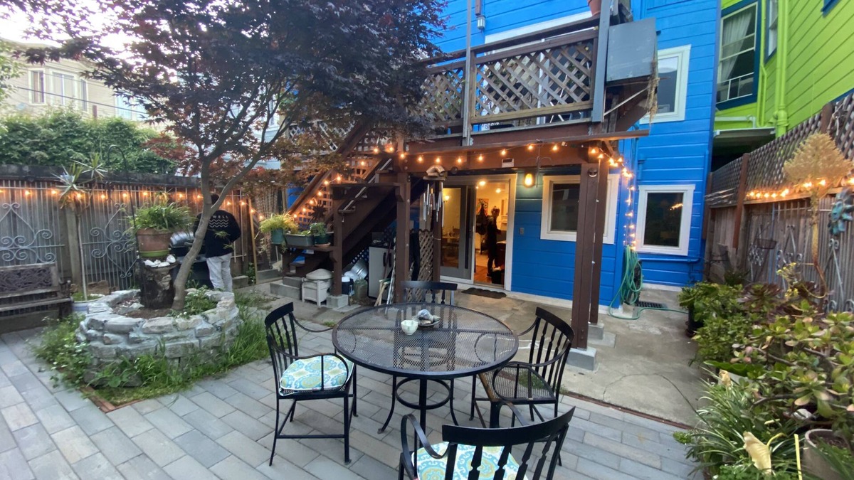 Mission District Apartment | Colorful Mission District! Amazing Location! Comfortable Private Garden In-Law
