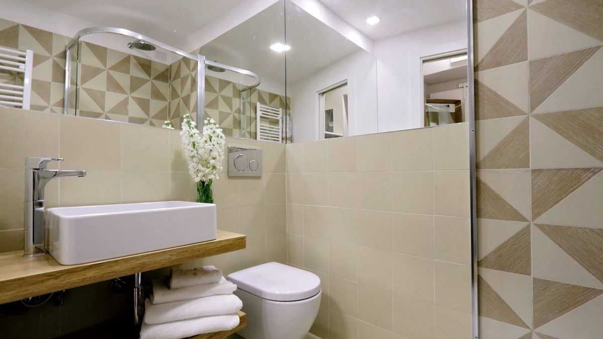 Celio Apartment | COLOSSEUM ELEGANT APARTMENT FOR 4 - NEAR METRO