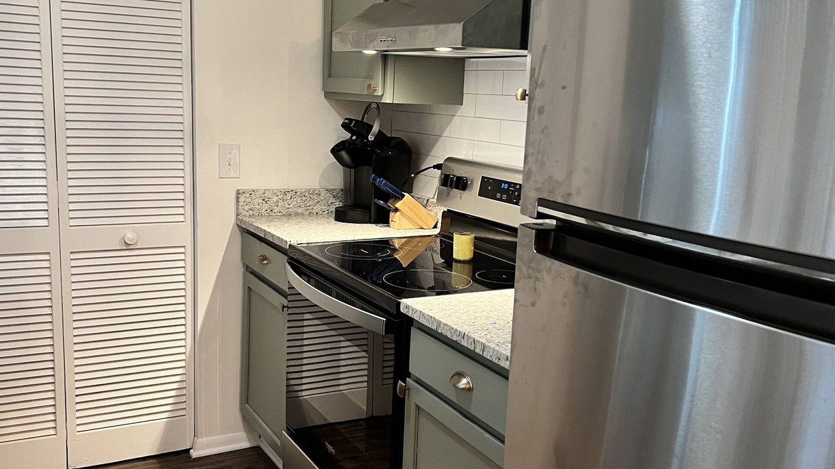 Woodfield Condo | Columbia SC Getaway2